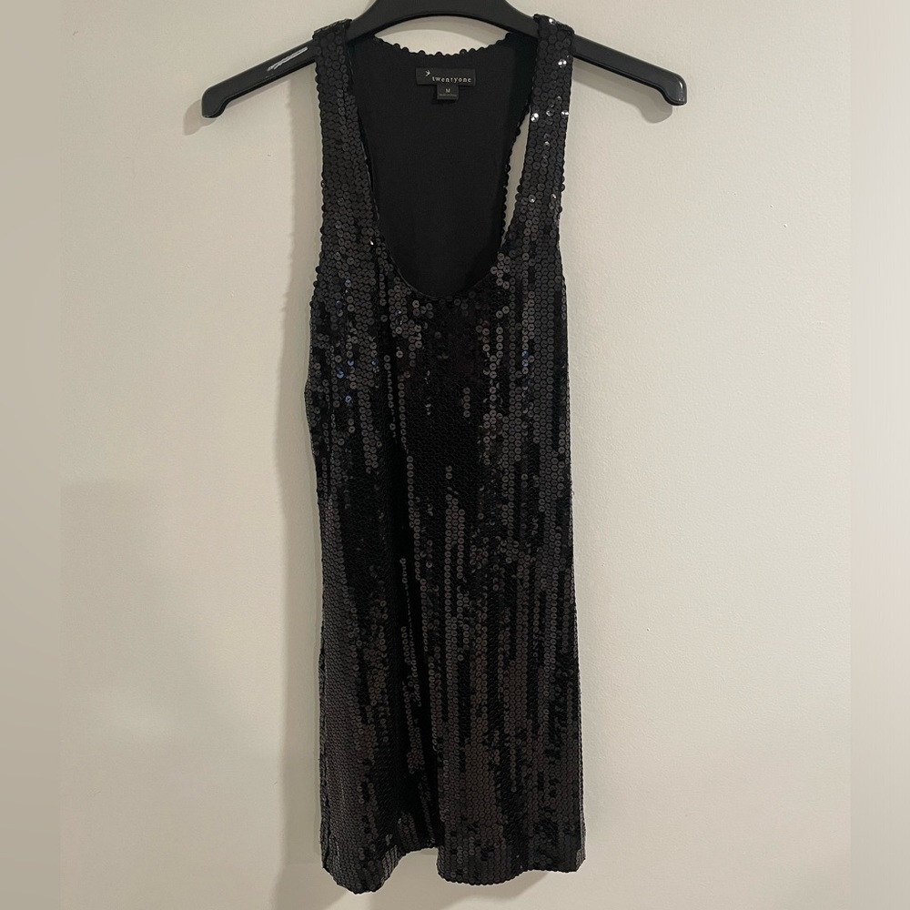 Women’s dress